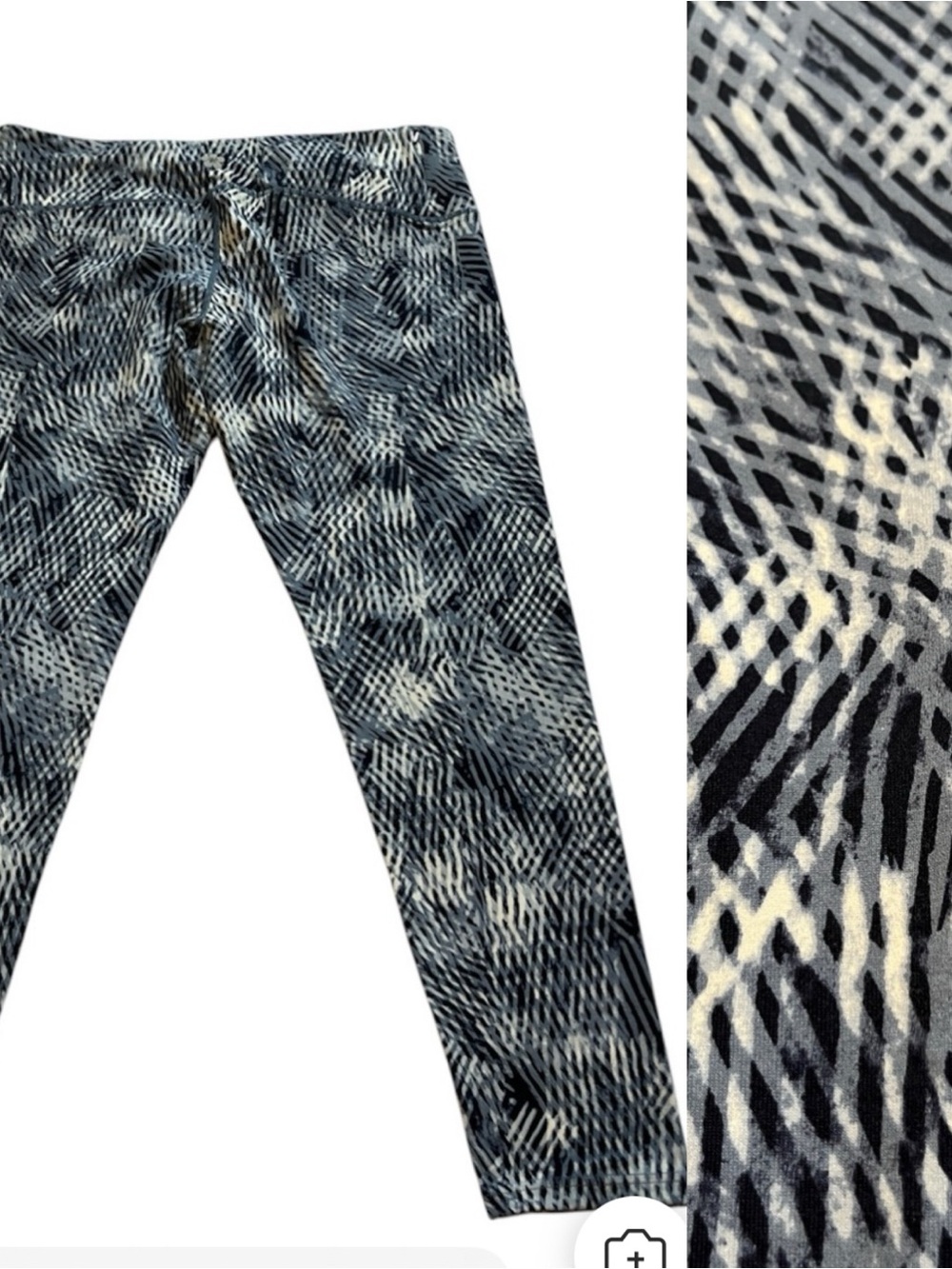 TUFF ATHLETICS 🇨🇦 Abstract Leggings Size Large Blue White Black Yoga Pilates